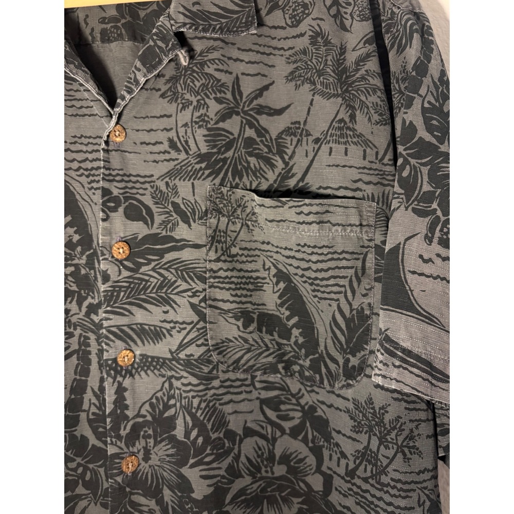 Tommy Bahama Mens XL Silk Camp Shirt Gray Black Tropical Palm Sailboat Island - Picture 2 of 6